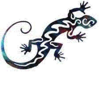 Саламандра на стене