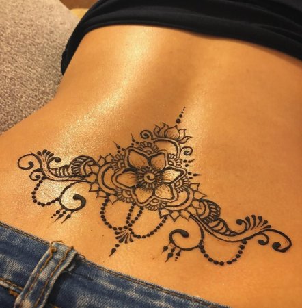 Рисунки хной на теле