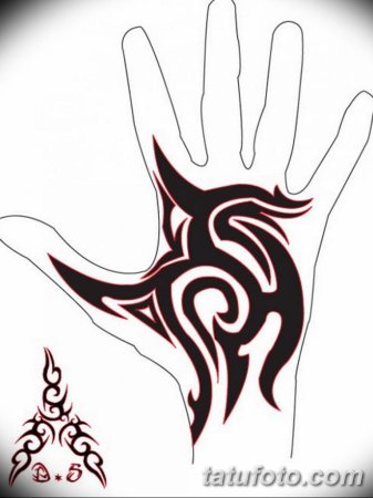 Тату трайбл на кисти