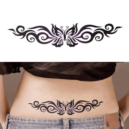 Татуировка на пояснице у девушки