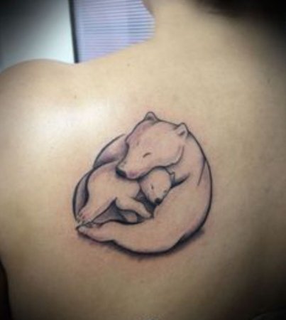 Тату медведь маленькая