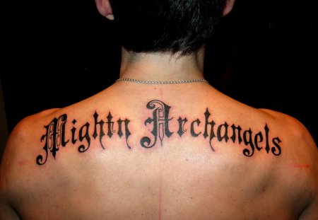 Небольшие Татуировки на спине