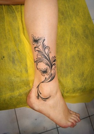 Татуировки женские на ноге
