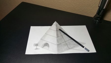 Пирамида 3д карандашом