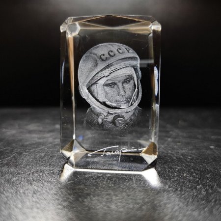 3д лазерная гравировка в стекле СУЭНКО