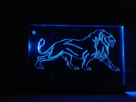 Гравировка на стекле с подсветкой