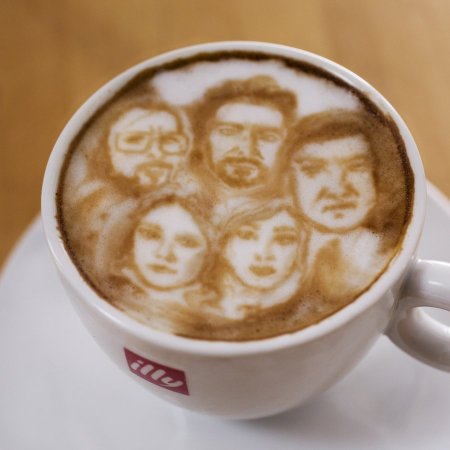 Рисование на кофейной пенке