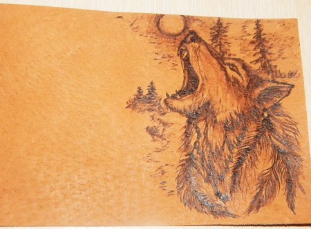 Лазерная гравировка на коже