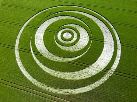 Спиральные круги на полях