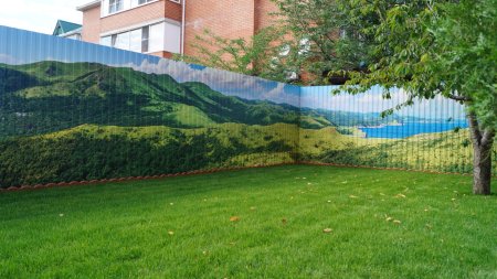 Забор из профнастила с фотопечатью