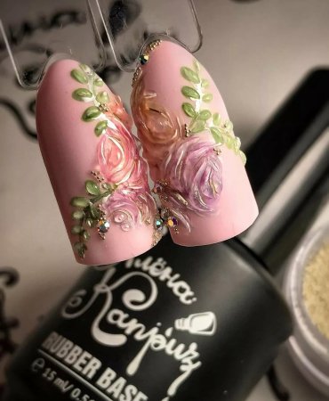 Флористика на ногтях