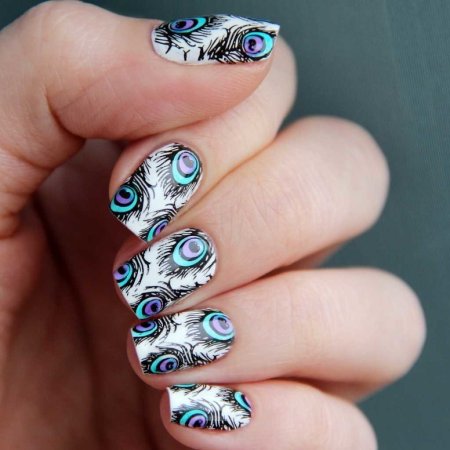 Маникюр перо павлина