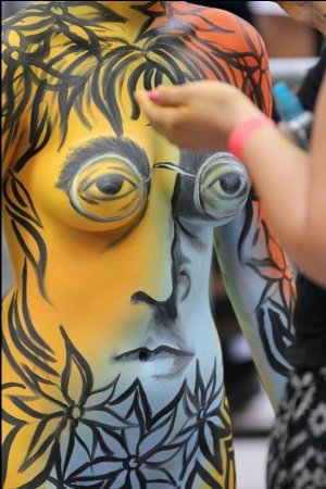 Нью-Йорк фестиваль боди арт 2016