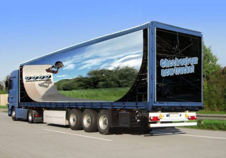 Креативная реклама на грузовиках