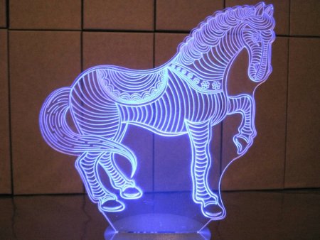 Светильник на лазерном станке из оргстекла