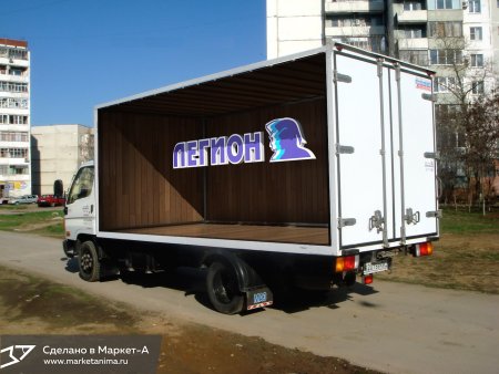 Реклама на грузовом авто