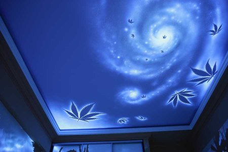 Люминесцентная краска для потолка