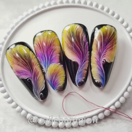 Дизайн ногтей ниткой