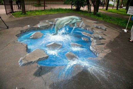 Объемные фигуры на асфальте