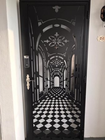 3д на входной двери