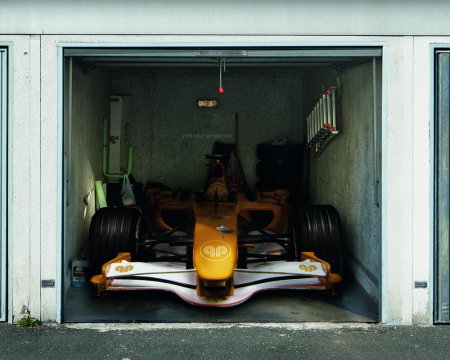 Необычные гаражные ворота