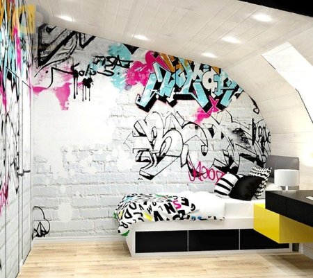 Разрисованные стены в комнате подростка