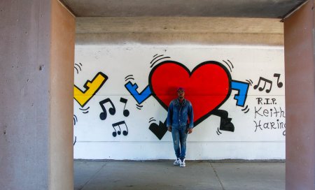 Стрит арт надписи на стенах