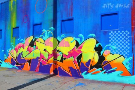 Яркие граффити