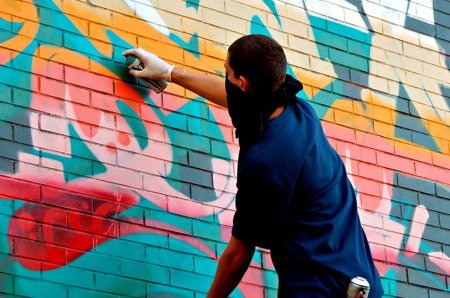 Райтер граффити-художник