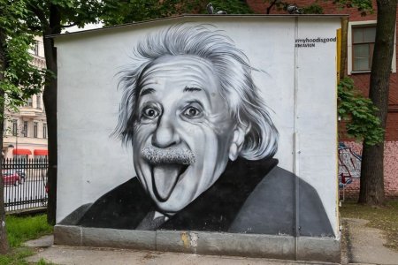 Граффити стрит-арт художников HOODGRAFF В Санкт-Петербурге