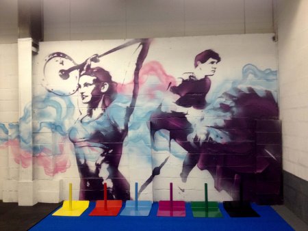 Роспись стен в спортзале