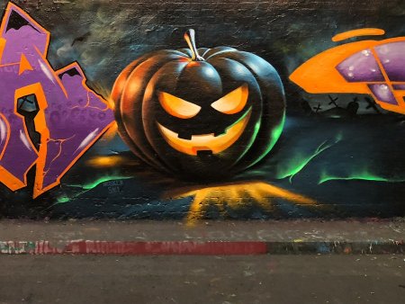 Граффити Хэллоуин