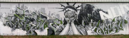 Граффити на бетонной стене