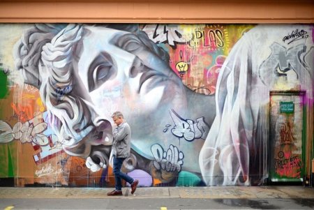 Уличное искусство арт дуэт Pichi avo