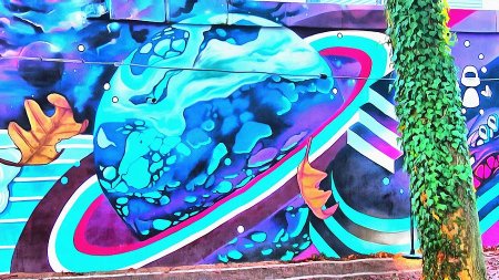 Граффити космос на стене