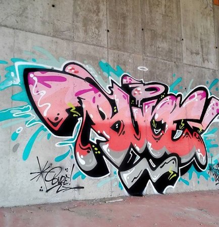 Уличные надписи на стенах