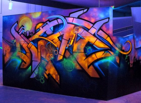 Флуоресцентное граффити