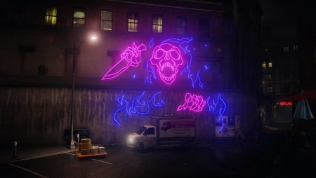 Неоновые вывески на улицах