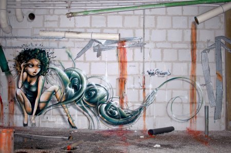 Граффити на стене медицина