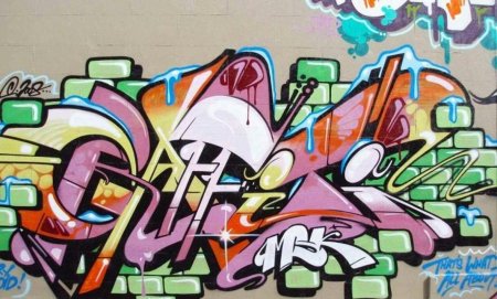 Граффити на стене