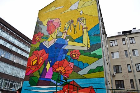 Разрисованные дома в Москве