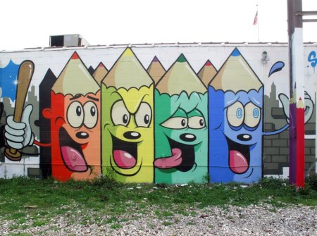 Раскрашенный забор