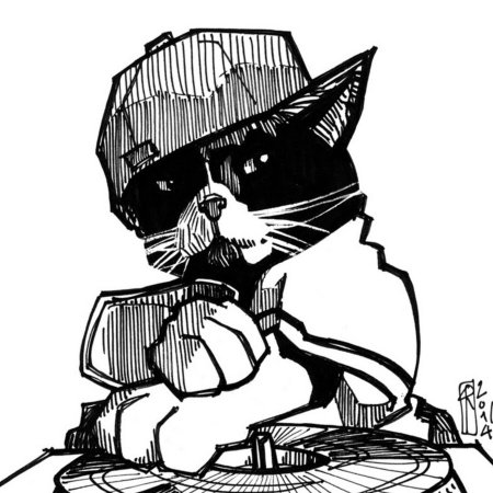 Кот в наушниках геймер