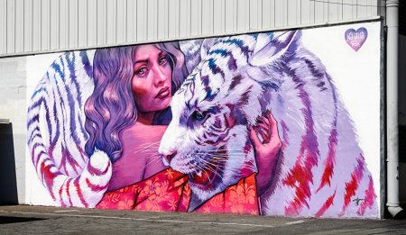 Граффити девушка