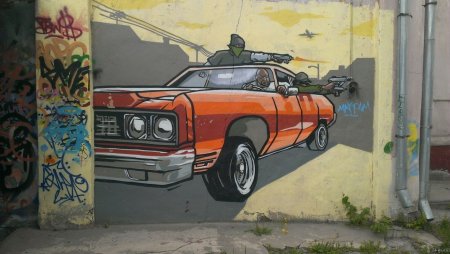 Граффити машины на стене