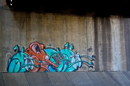 Граффити на стене