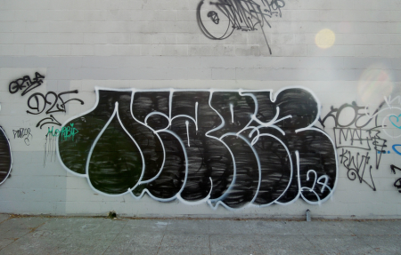 Граффити флоп на бумаге