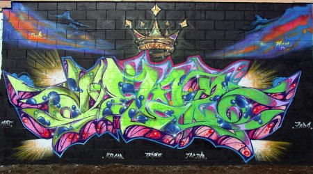 Компьютер в стиле граффити