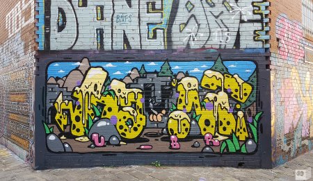 Граффити на заборе