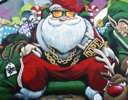 Повешенный Санта Клаус